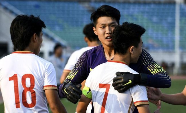【战报】武汉eStarPro3比1战胜成都AG超玩会，花海裴擒虎豪取四杀