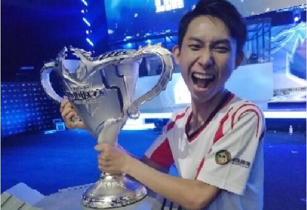 Spirit -G2对位数据： Donk 4-13 NiKo